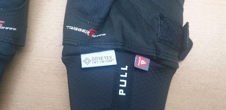 Leki Trigger Shark Langlauf Handschuhe in Kaufering