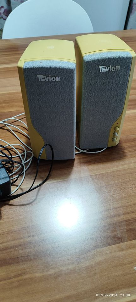 Zwei PC-Lautsprecher / Speaker von Tevion MD9447 in Ingolstadt
