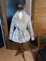 Damen Winter Jacke mit Blumen Muster Bonprix Gr 50-48-46 Bremen - Huchting Vorschau