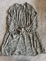 H&M Blusen-Kleid florales Muster Gr. XL Olive neuwertig Hessen - Elz Vorschau