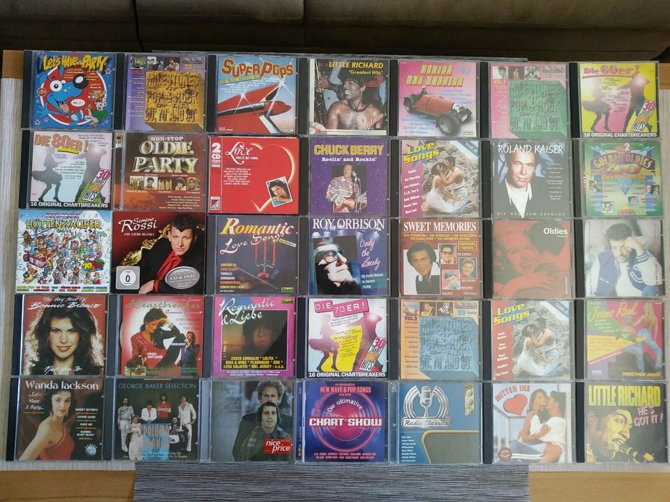 Musik auf CDs der 70er / 80er / 90er Jahre bis heute in Halle