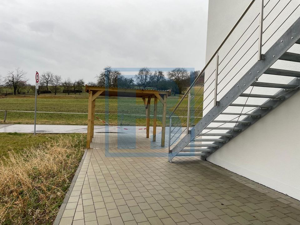 Energieeffiziente Neubauwohnung (KfW55) inkl. zwei Parkplätze mit Photovoltaikanlage in Westhausen