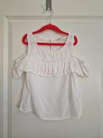 Mädchen Bluse Gr. 134 H&M weiß mit Carmenträgern, wie neu Brandenburg - Trebbin Vorschau