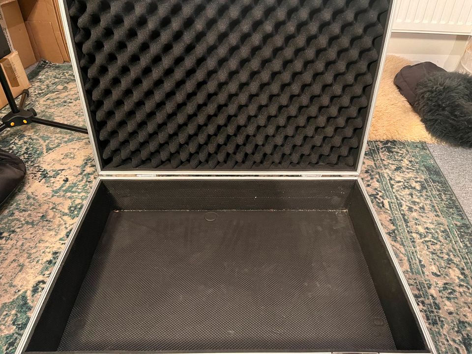 Warwick Rockcase Pedalboard case in Hürth