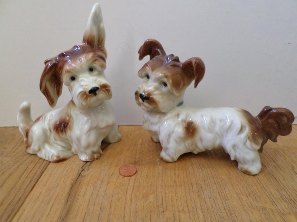 Porzellan Figuren 2 Terrier Hunde Wagner & Apel in Murrhardt