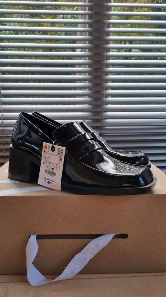 *ZARA* Lackleder Mokassins Loafer Karrée Schwarz 40 NP49,95€ NEU! in Ingolstadt