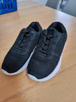 Kinderturnschuhe, Sneakers Gr.31 fast Neu Niedersachsen - Buxtehude Vorschau