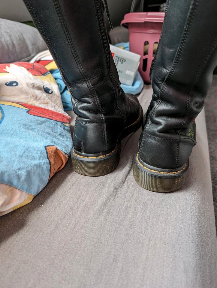 Dr. Martens Gr. 42 in Heldrungen