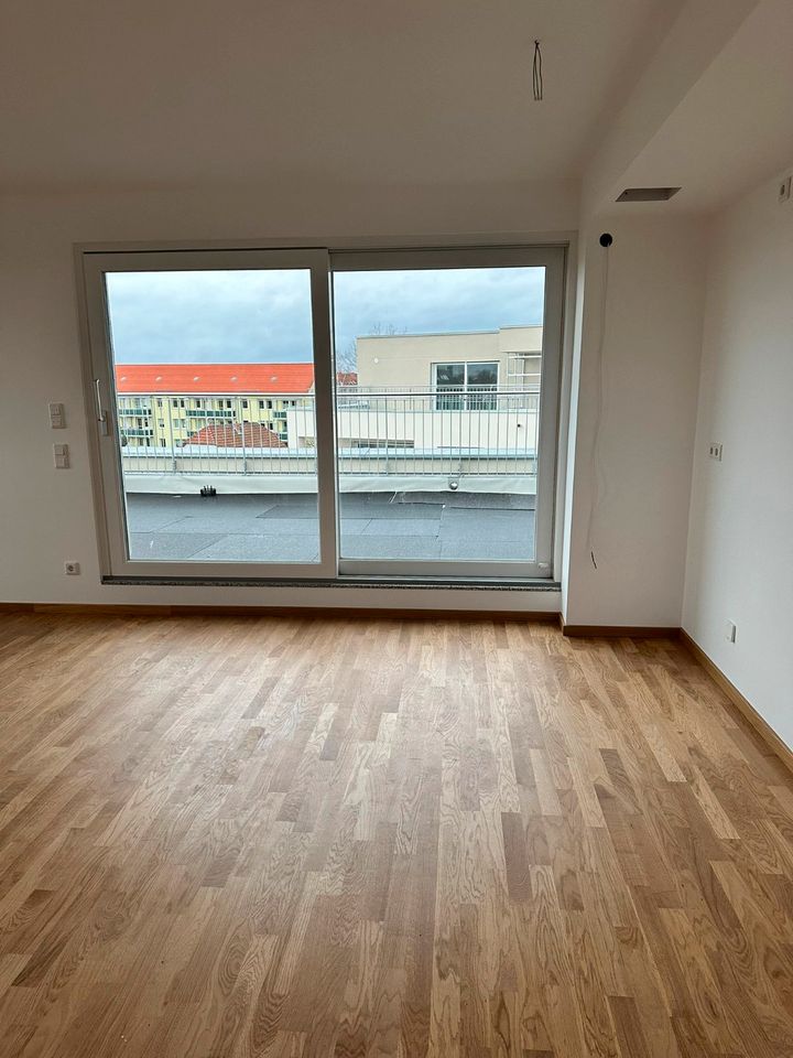 Exklusive Penthousewohnung mit Dachterrasse in Ichtershausen