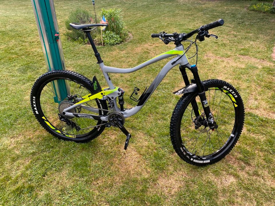 Giant Trance 1.5 Größe L 27,5 Zoll XT Fox Fahrwerk wenig km in Lonnig