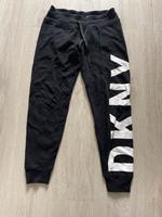 DKNY Sport Jogginghose Gr XS Hose schwarz Sporthose Rheinland-Pfalz - Koblenz Vorschau