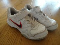 "Nike City Court" Tennisschuhe Turnschuhe Gr.32 - TOP! Niedersachsen - Salzgitter Vorschau