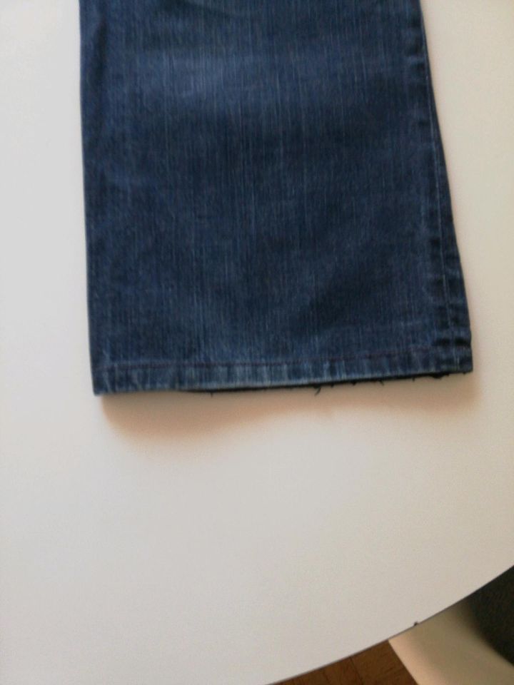 Herren Diesel Jeans, Gr. 36/32, blau, guter Zustand in Soest