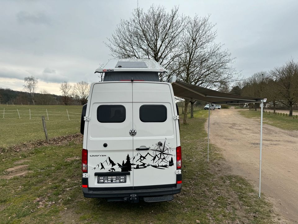 Volkswagen VW Crafter 6m Wohnmobil Camper für 5 Personen mit Aufstelldach in Uelzen