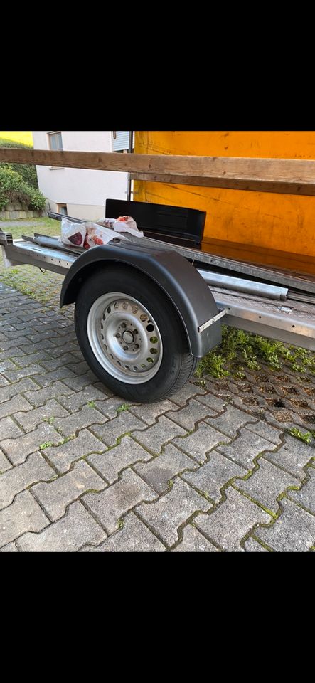 Pkw Anhänger 750kg neu aufgebaut mit Planenaufbau in Rothenburg o. d. Tauber