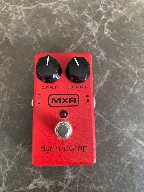 MXR M102 Dyna Comp In-Line-Compressor für E-Gitarre und E-Bass in Boppard