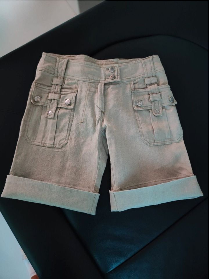 Just Cavalli Damenshorts Gr.ital.44 / D38 Wie Neu in Rückersdorf