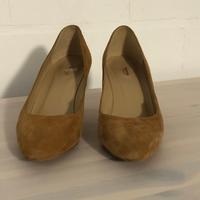 Wunderschöne Wildleder Velours Pumps Lloyd 38 beige braun Büro Brandenburg - Dallgow Vorschau