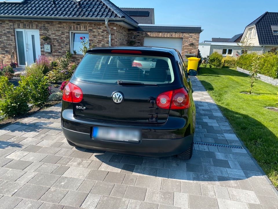 Golf 5 TÜV in Verden