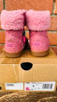 UGG Winterstiefel Größe 22 Nordrhein-Westfalen - Grevenbroich Vorschau