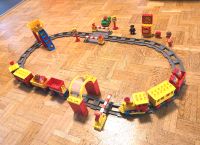 LEGO Duplo großes Bahnset, Züge, Bahnhof, Lok, Retro Schienen Zug Baden-Württemberg - Binzen Vorschau