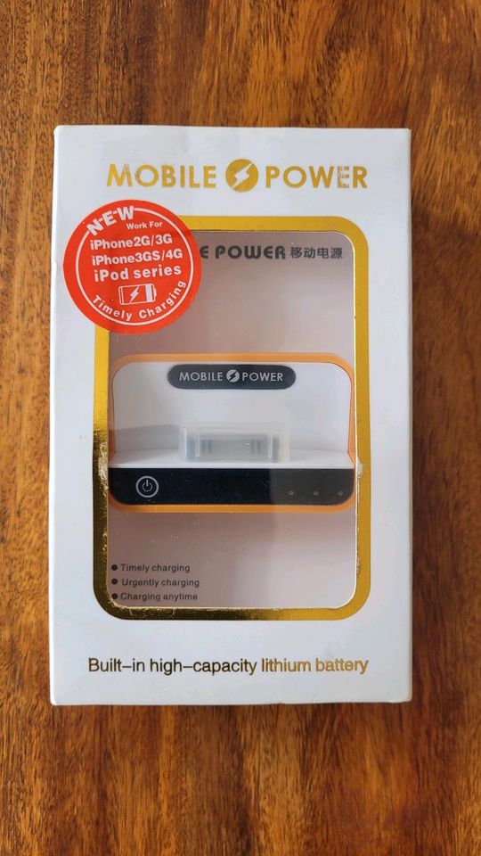 mobiler Power Charger/iPod/iPhone/NEU&OVP in Berlin