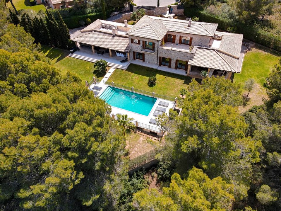 Freistehende Villa im modernen Stil in Santa Ponsa zu verkaufen in Bad Salzuflen