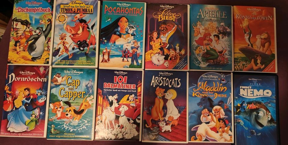 31 VHS Walt Disney Video Casetten teilw. mit Hologramm in Uetze