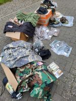 2 Kartons Bundeswehrbekleidung, auch US, div Größen , 85 EUR VB Niedersachsen - Bomlitz Vorschau