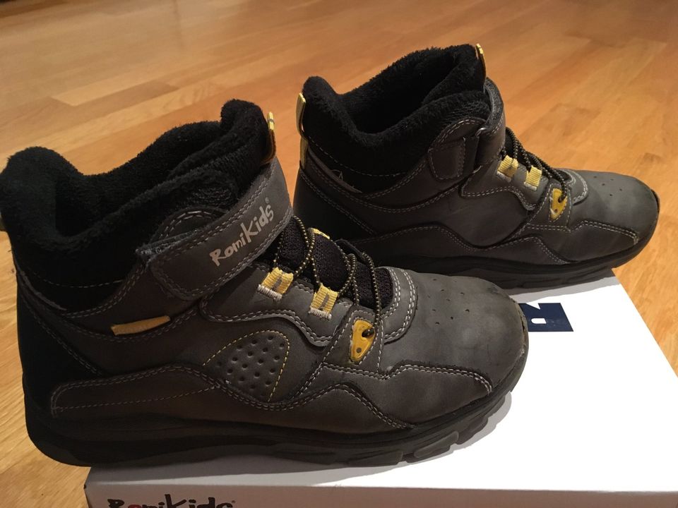 Romikids Winterschuhe gefüttert Gr. 36 in Köln