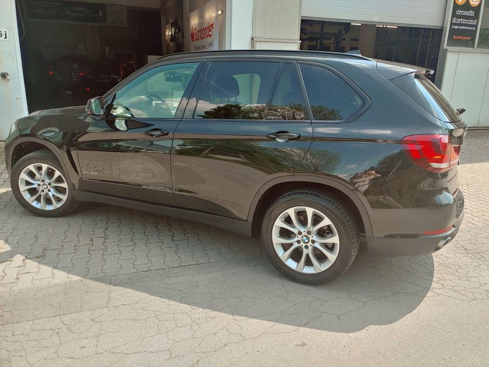 BMW X5 xDrive30d - in Dortmund