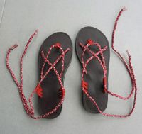 Schuhe mit Riemchen Sandalen Schnürschuhe Nordrhein-Westfalen - Gelsenkirchen Vorschau