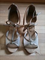 Tanzschuhe gold Sachsen - Niederfrohna Vorschau