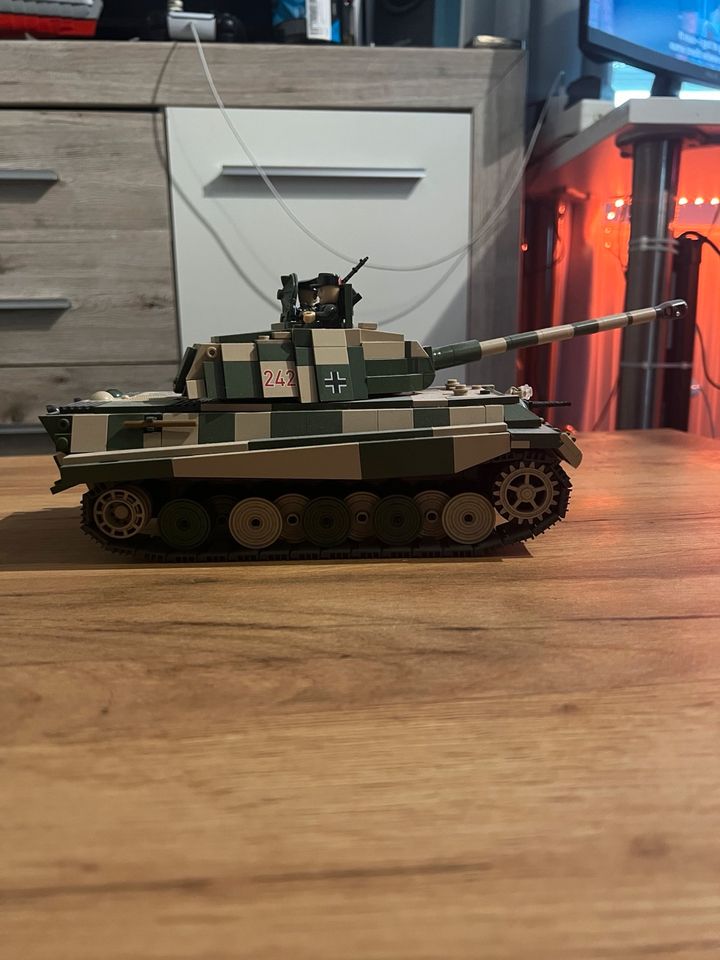 Cobi Panzerkampfwagen Tiger I + II in Kreuztal