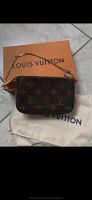 Louis Vuitton Mini Pochette Bayern - Schlüsselfeld Vorschau