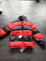 Balenciaga Jacke  Puffer Jacket 48 Neu 1895€ Nordrhein-Westfalen - Rheda-Wiedenbrück Vorschau