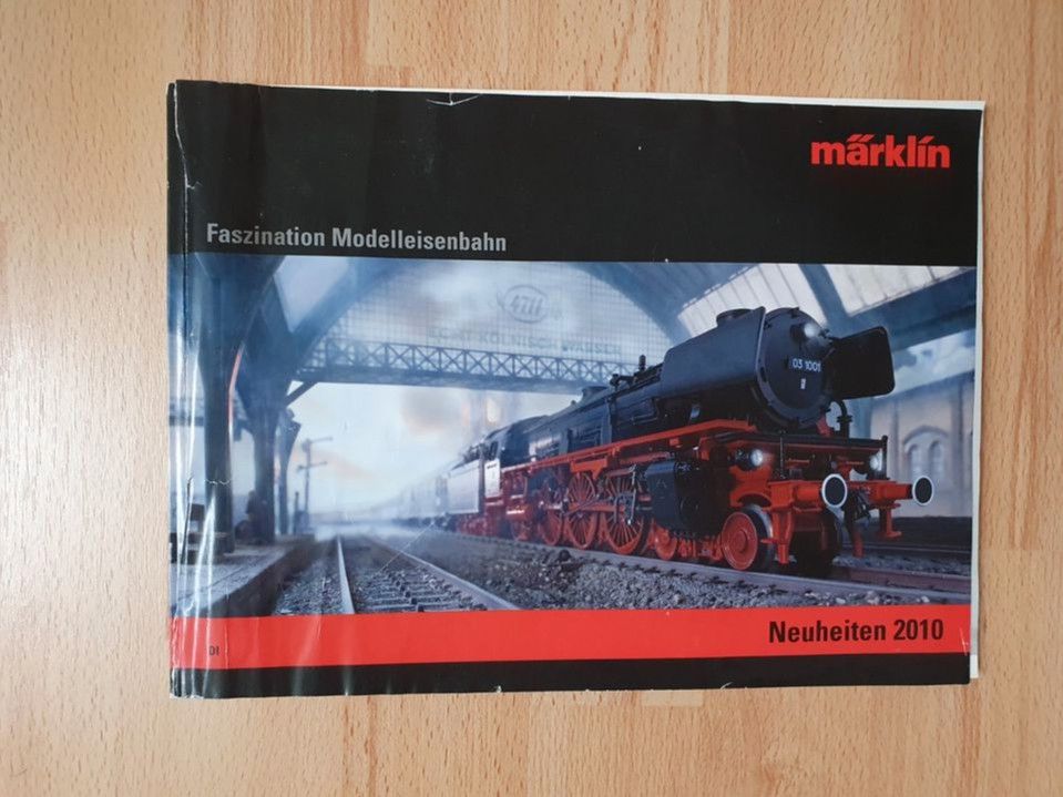 5 Kataloge Märklin Roco in Mönchengladbach