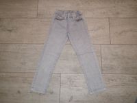 1 Jeans s`Oliver Größe 116 Niedersachsen - Aurich Vorschau