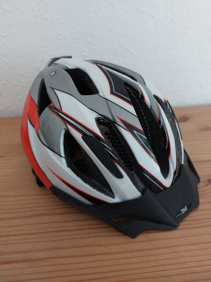 Fahrradhelm mit Rücklicht Gr. 49-54 für 7 € (Versand mögl.) in Tutzing