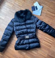 Prada Daunenjacke mit Echtpelz Köln - Ehrenfeld Vorschau