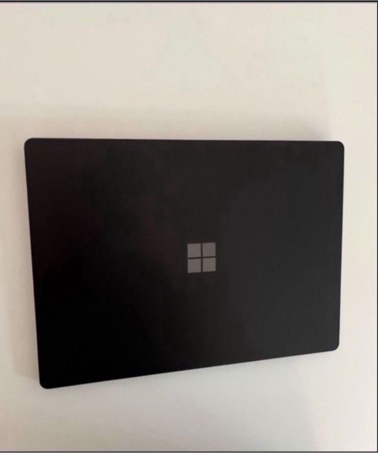 Microsoft Surface Laptop 3 inkl. Zubehör in Düsseldorf