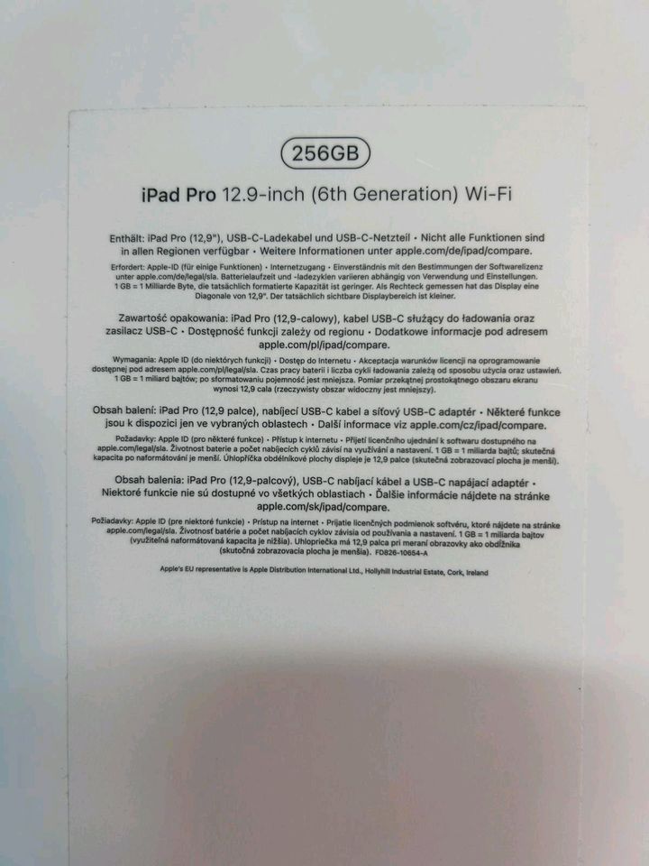 iPad pro 12.9" (6th generation) Wi-Fi 256GB in Hamburg