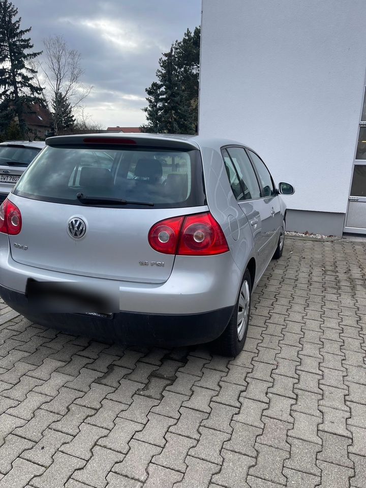 Volkswagen Golf V 1.6 FSI in Markranstädt