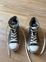 Chucks mit Keilabsatz in grau Nordrhein-Westfalen - Troisdorf Vorschau