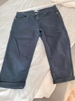 knielange Jeans,  Damen,  Größe 36, dunkelblau, Thüringen - Gotha Vorschau