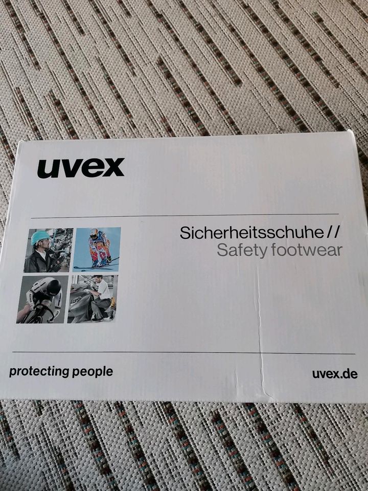 Neu Uvex Sicherheitsschuhe Gr. 42 in Hamburg