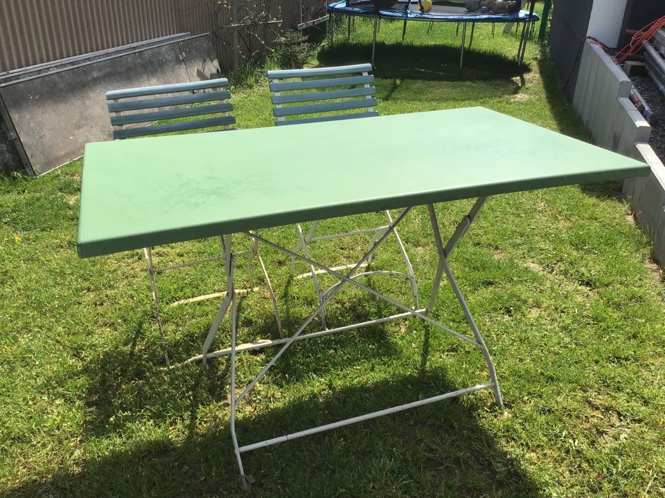 Garten Stuhl Tisch Biergarten Sommer München Löwenbräu in Boxberg