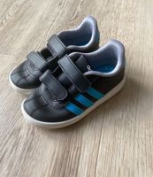 Adidas Schuhe Turnschuhe Gr. 24, wie neu Baden-Württemberg - Tuttlingen Vorschau