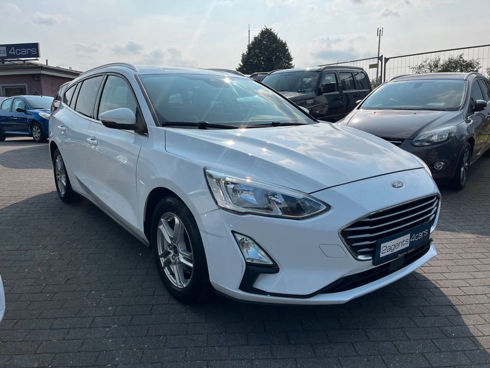 Ford Focus Turnier Titanium°Garantie°Navi°PDC°SitzHZG in Kiel