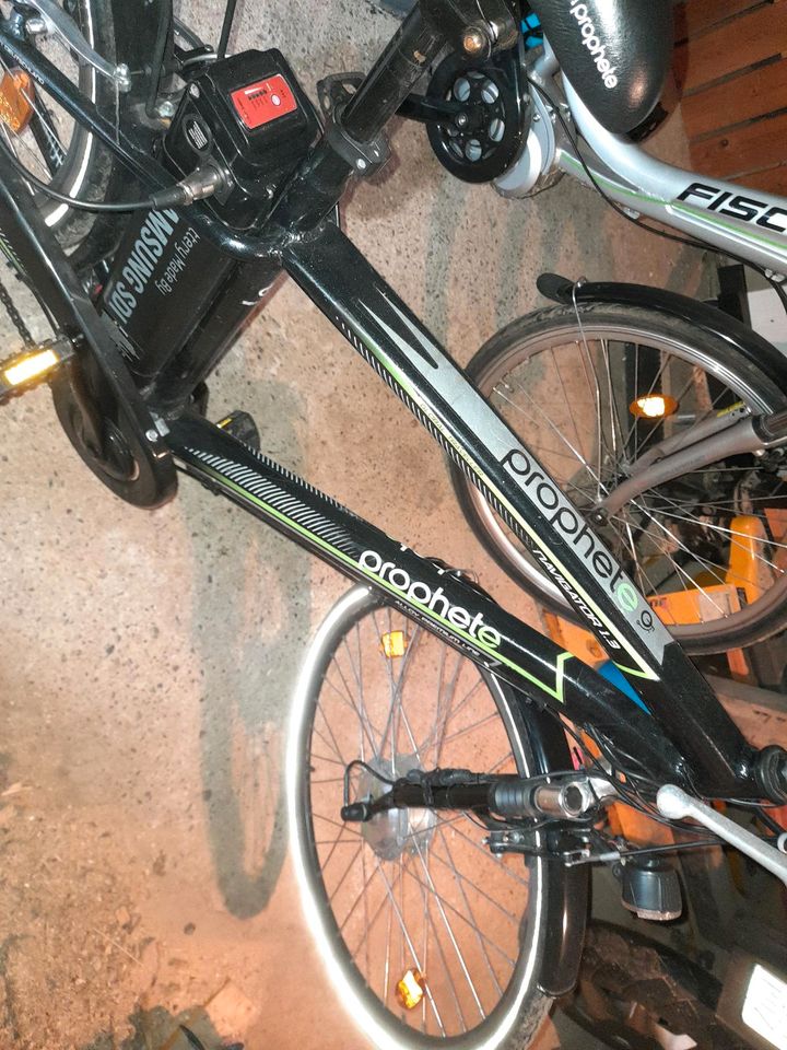 2x  e bike Heer und Damen Fahrrad tauschen gegen auto in Hümmel